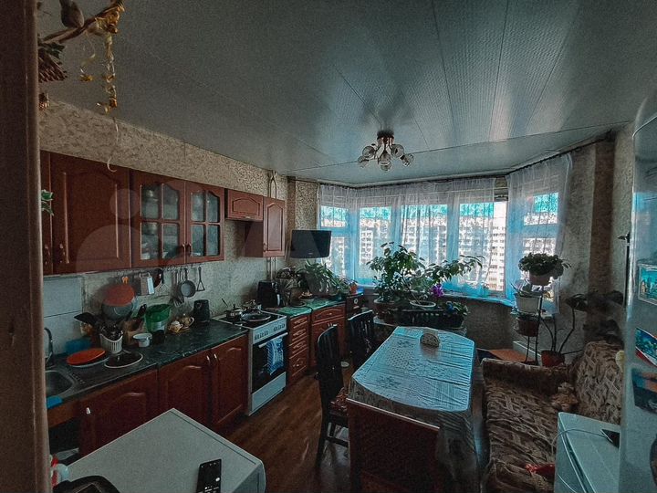 2-к. квартира, 57,5 м², 8/17 эт.