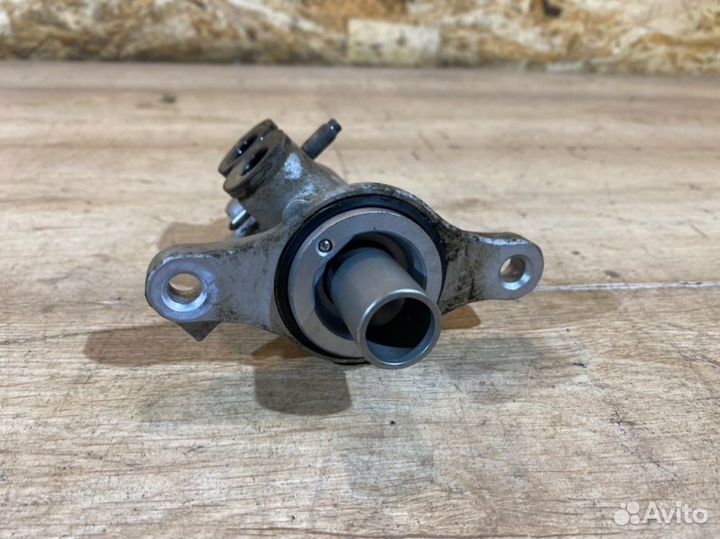 Главный тормозной цилиндр Citroen C-Elysee sedan