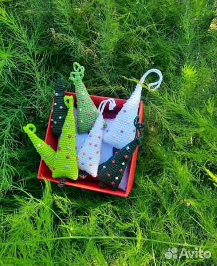 Игрушки новогодние на ёлку