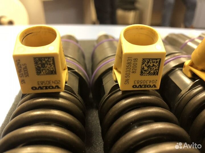 Насос-форсунки Volvo 20430583