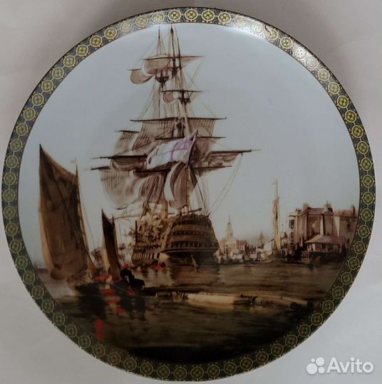 Тарелка декоративная