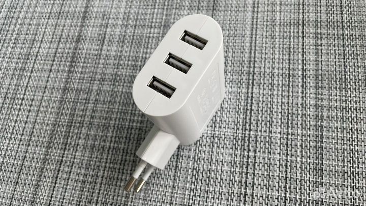 Зарядное устройство Икеа 3 USB-порта, белый