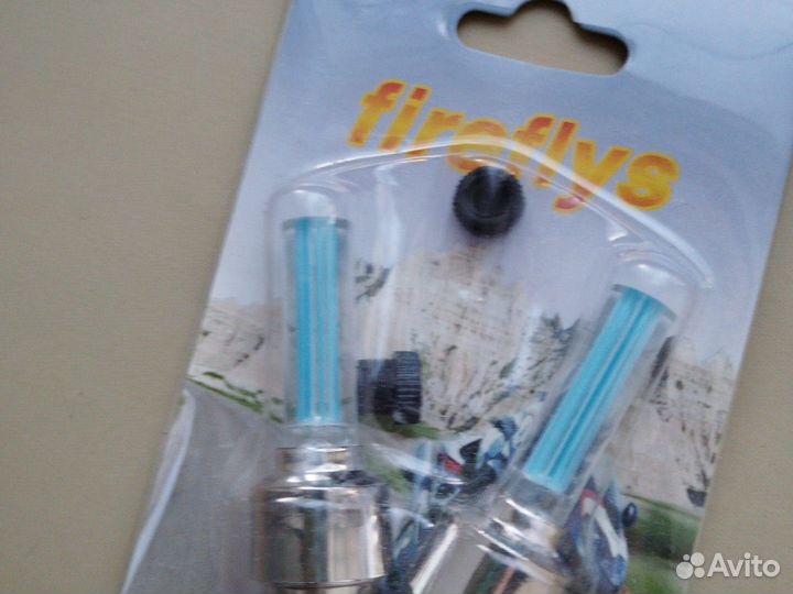 Колпачки на ниппель светящиеся комплект