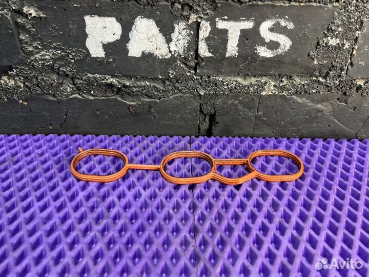 Прокладка впускного коллектора Toyota Vitz