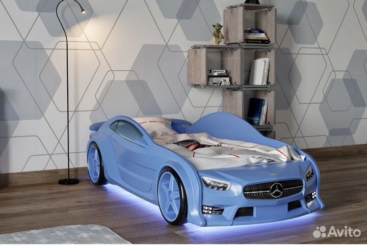 Кроватка машинка