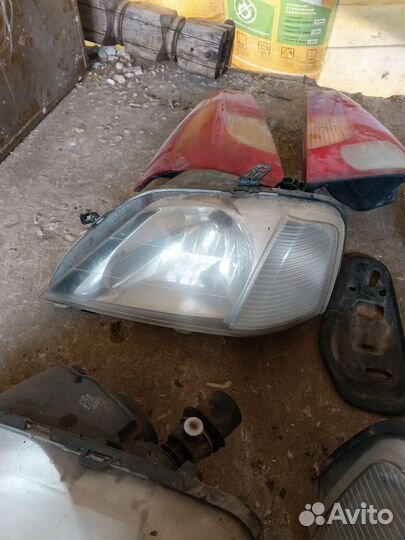 Фары на renault logan 1