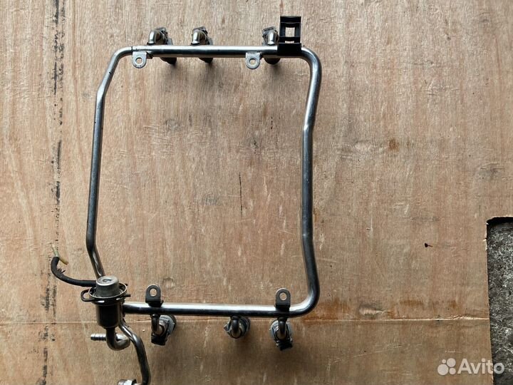 Топливная рампа Ауди a6, a4 2.6