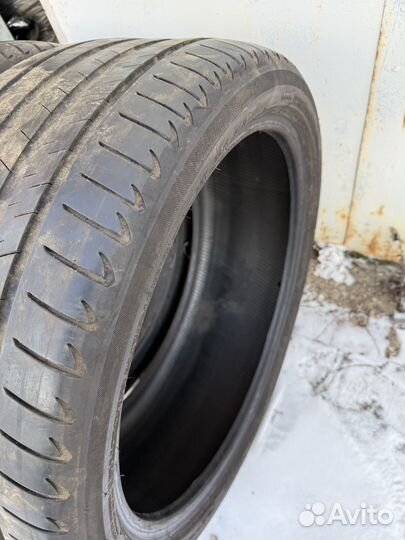 Bridgestone Alenza 001 275/35 R21