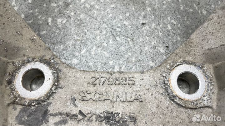 Кронштейн кабины scania G500