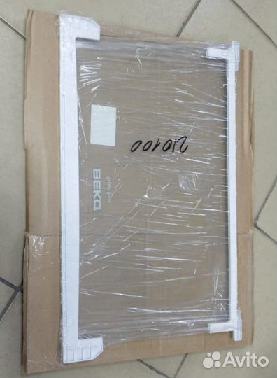Полка холодильника Beko стеклянная с обрамлением 4