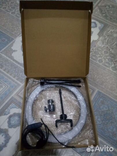 Кольцевая лампа 25 см