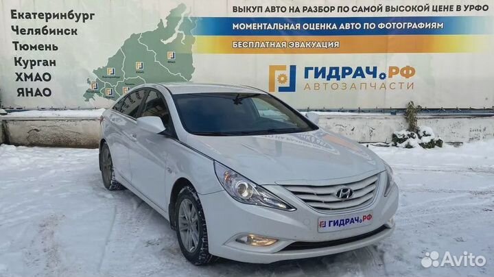 Воздуховод радиатора левый Hyundai Sonata (YF) 291