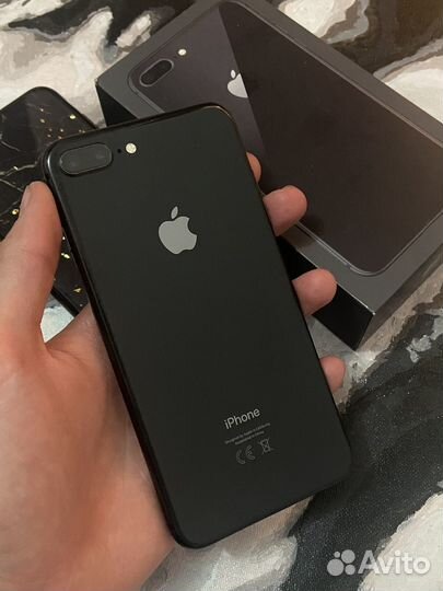iPhone 8 Plus, 64 ГБ