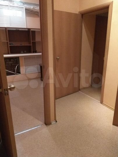 Сауна 107м², офисы 63 м²