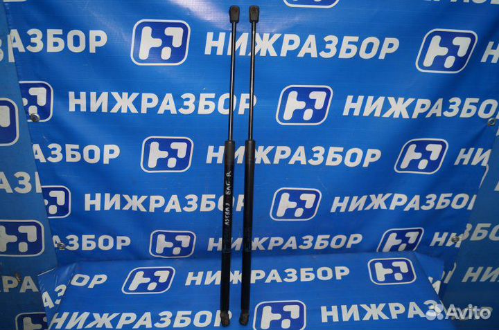 Амортизатор багажника Opel Astra J 1.6 (A16XER)