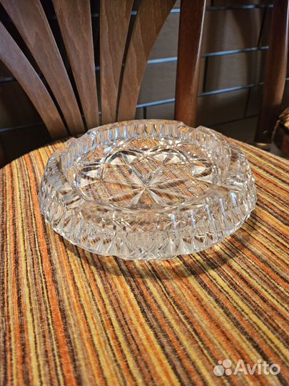 Хрустальная пепельница