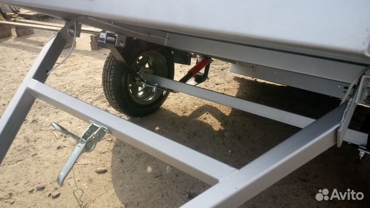 Легковой Усиленный прицеп сп-2.2