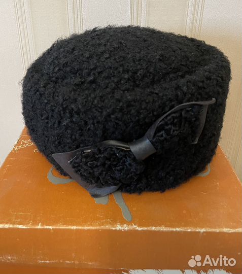 Шапка женская каракуль Рот Фронт СССР новая