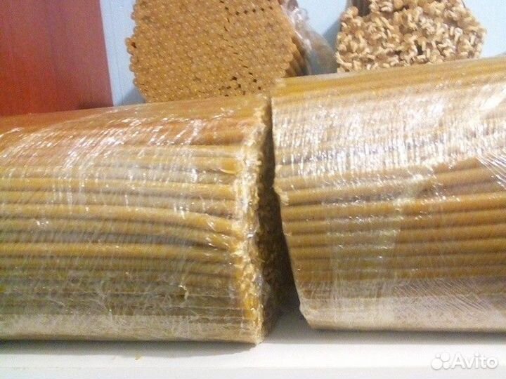 Продаю церковные восковые свечи