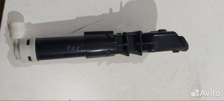 Форсунка омывателя фар правая Infiniti Q70 Y51