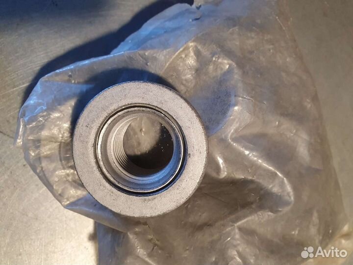 Гайка ступицы Chevrolet Captiva