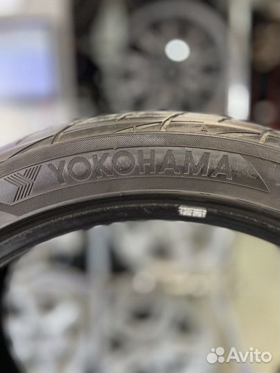 Yokohama Advan Fleva V701 235/40 R18 95W