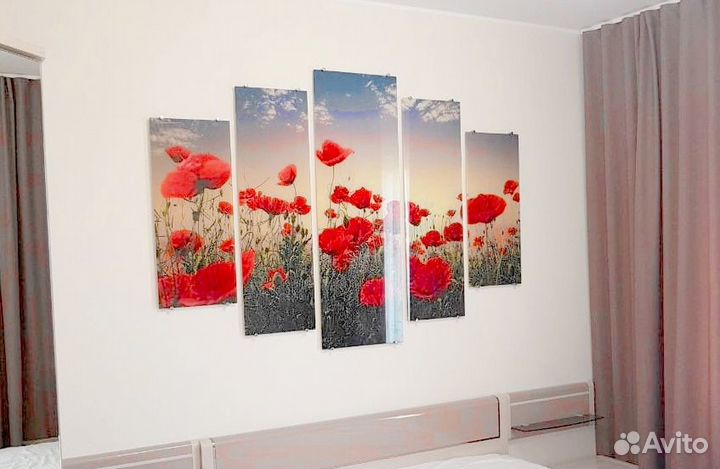 Фотопечать на стекле на стену