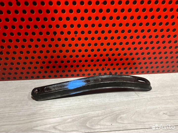 Кронштейн подрамника Mercedes-Benz Gle W166 2017