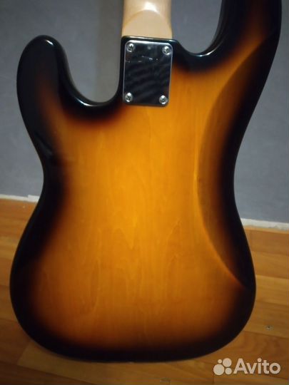 Бас гитара russtone