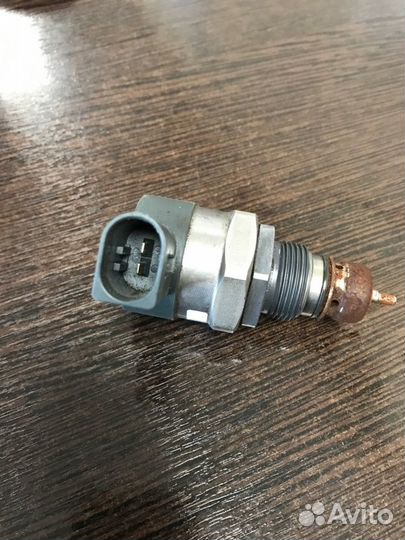 Регулирующий клапан топлива bosch Bmw X3 2.0D E83