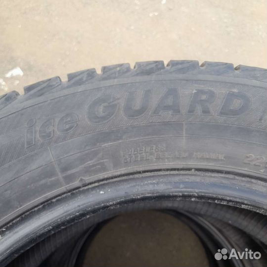 Yokohama Ice Guard IG30 225/60 R17