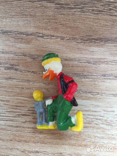 Редкая фигурка киндер сюрприз