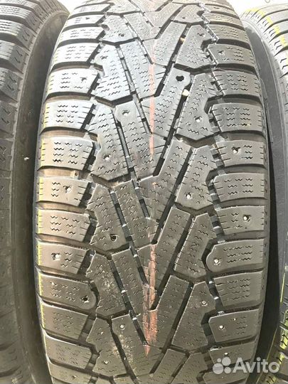 Pirelli Ice Zero 205/60 R16 92M