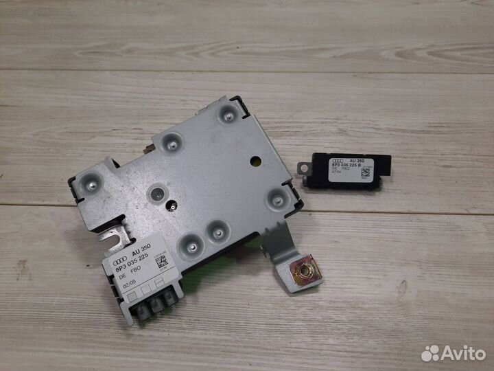 Усилитель антенны Audi A3 8P