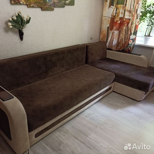 Диван угловой