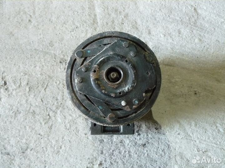 Компрессор кондиционера Daewoo Nexia