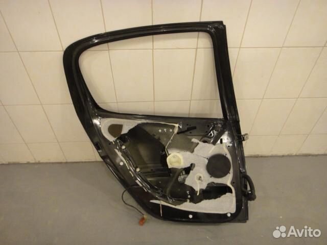 Дверь задняя левая Peugeot 206