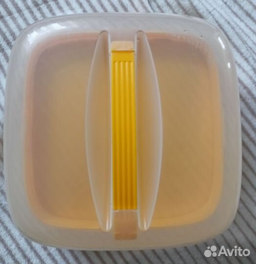 Тортовница с крышкой и на защёлках