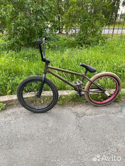 Крутой велосипед BMX