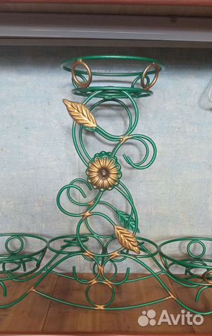 Подставка для цветов напольная металлическая