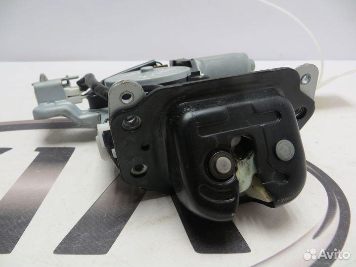 Электрозамок крышки багажника Nissan X-Trail T32