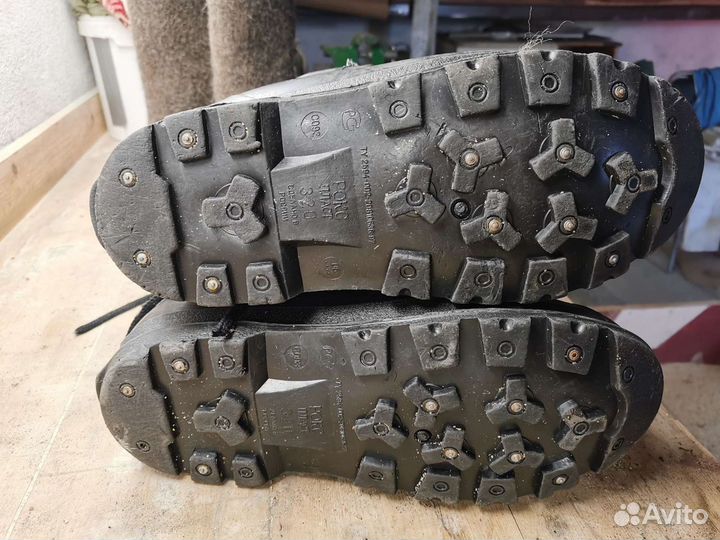 Сапоги бахилы с шипами 