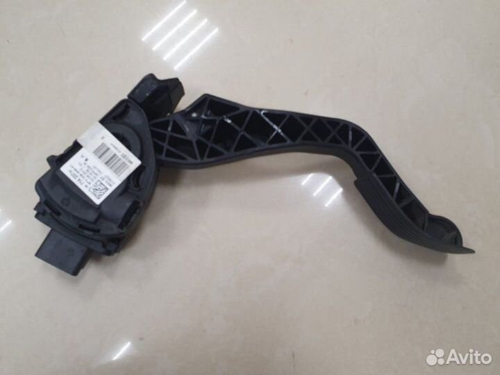 Педаль акселератора Peugeot 408 4D EP6C M 2012