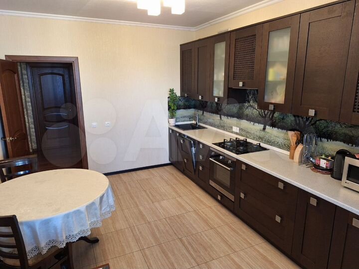 2-к. квартира, 75,5 м², 9/9 эт.