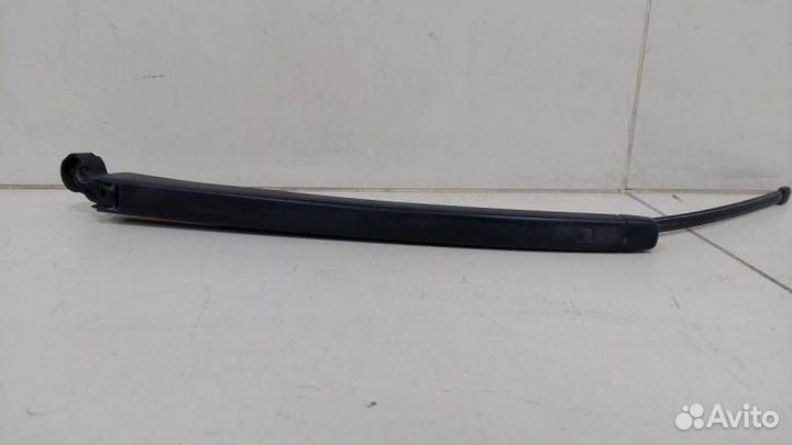 Поводок стеклоочистителя задний Skoda Rapid 2012-2