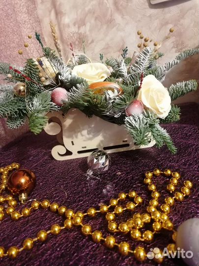 Новогодние композиции из нобилиса на заказ