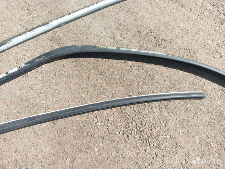 Уплотнители дверей Transporter T4