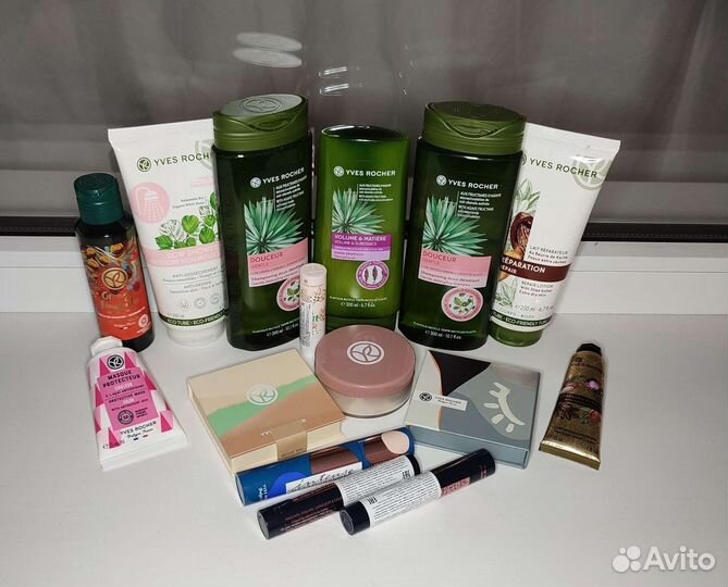 Гель для душа, подарочные наборы и парфюм Ив Роше