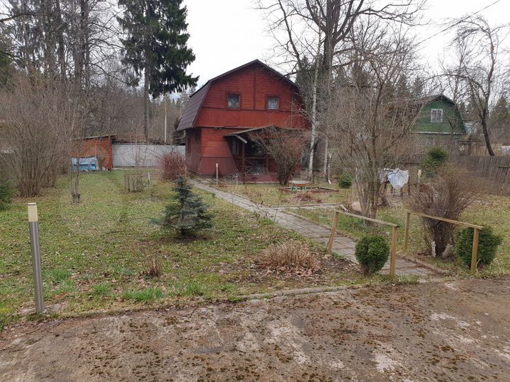 Дача 73 м² на участке 8 сот.