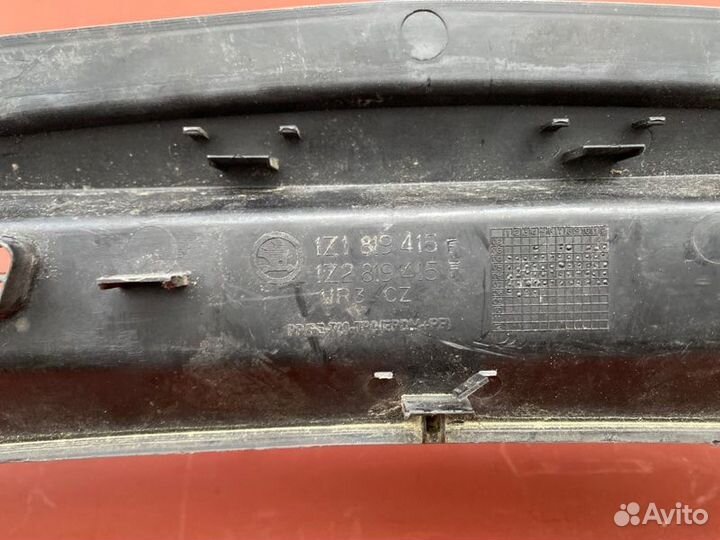 Жабо Skoda Octavia liftback A5 BSE 2008